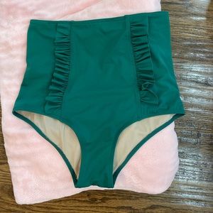 Kortni jeane Swim bottoms